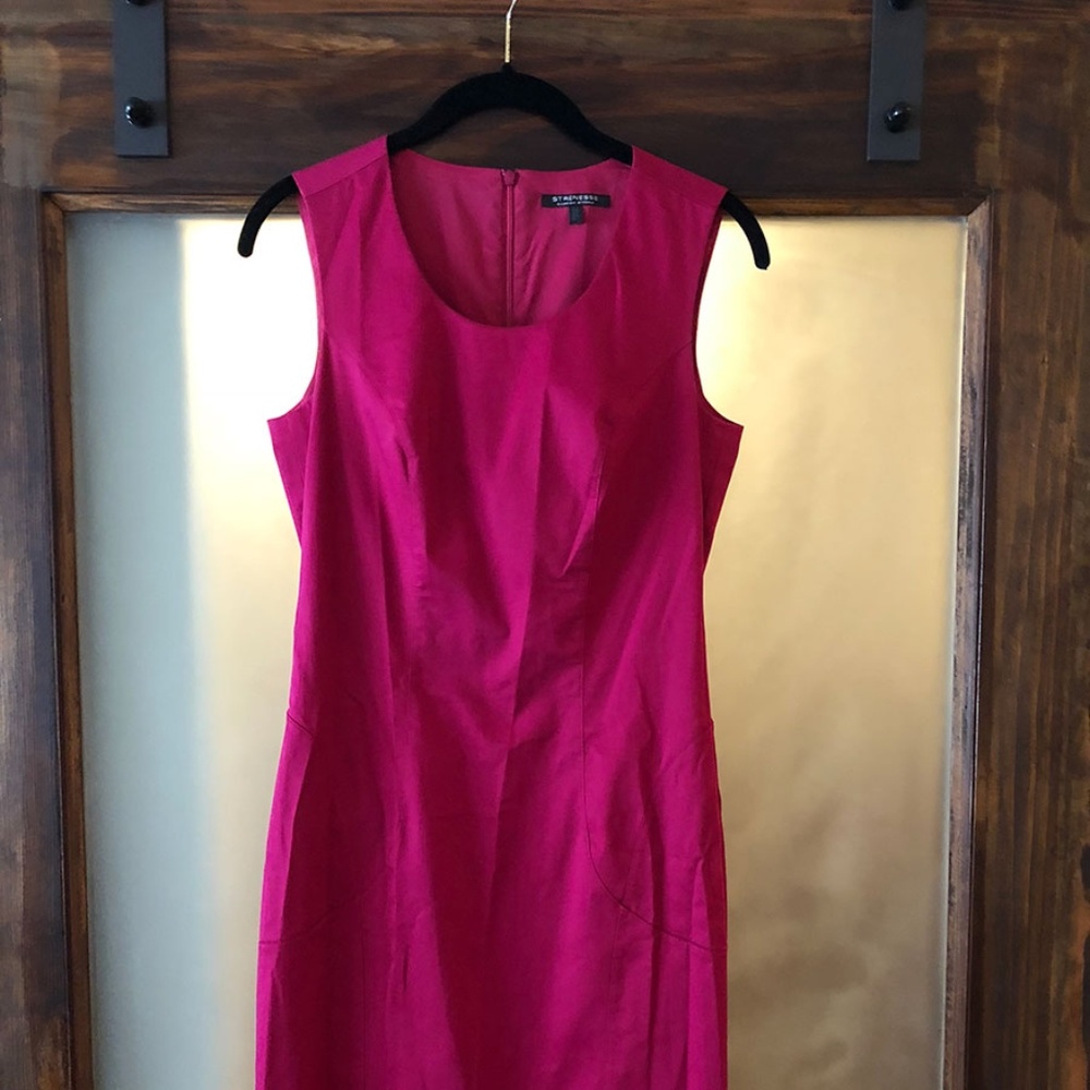 * SOLD* STRENESSE classy magenta sheath dress